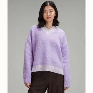 LULULEMON Sweater